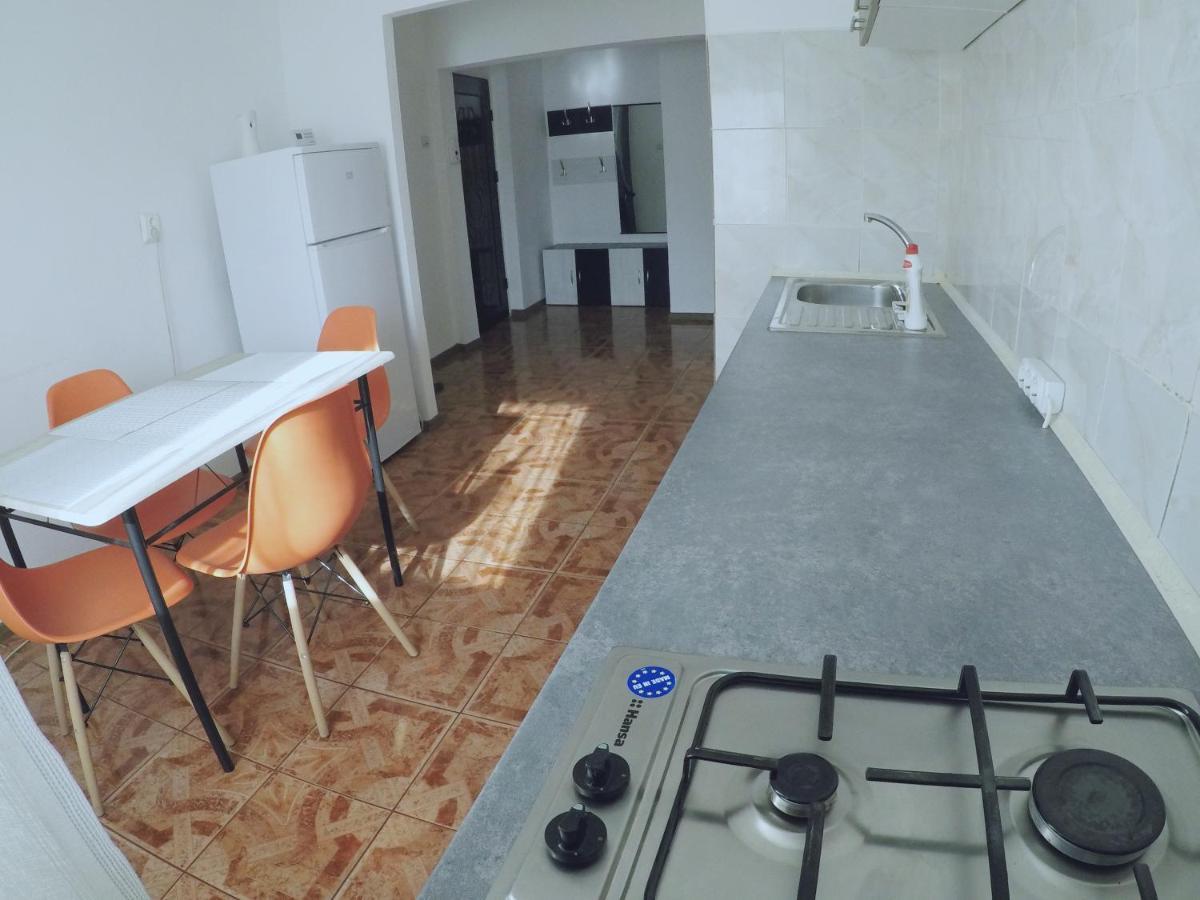 Ama Apartment Mountain View & Parking Brasov Exterior photo